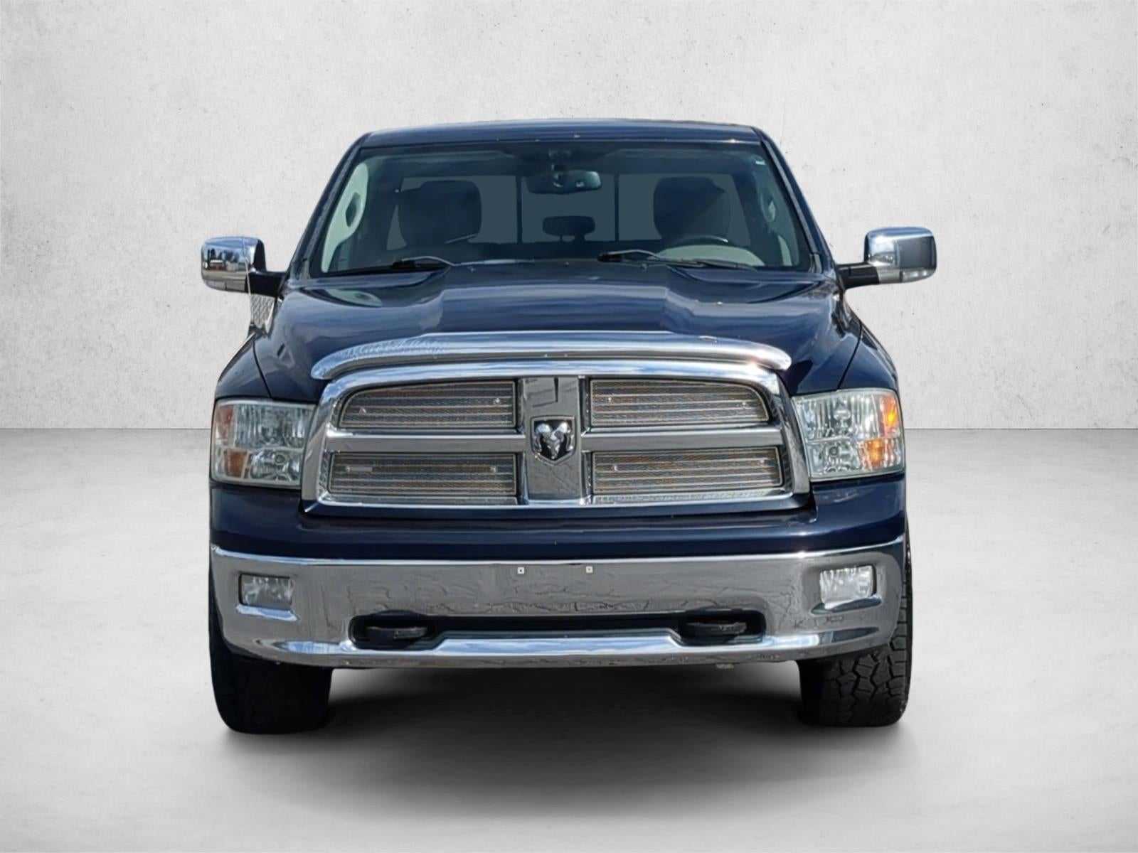 2012 RAM 1500 4WD Crew Cab 5.7 Ft Box SLT