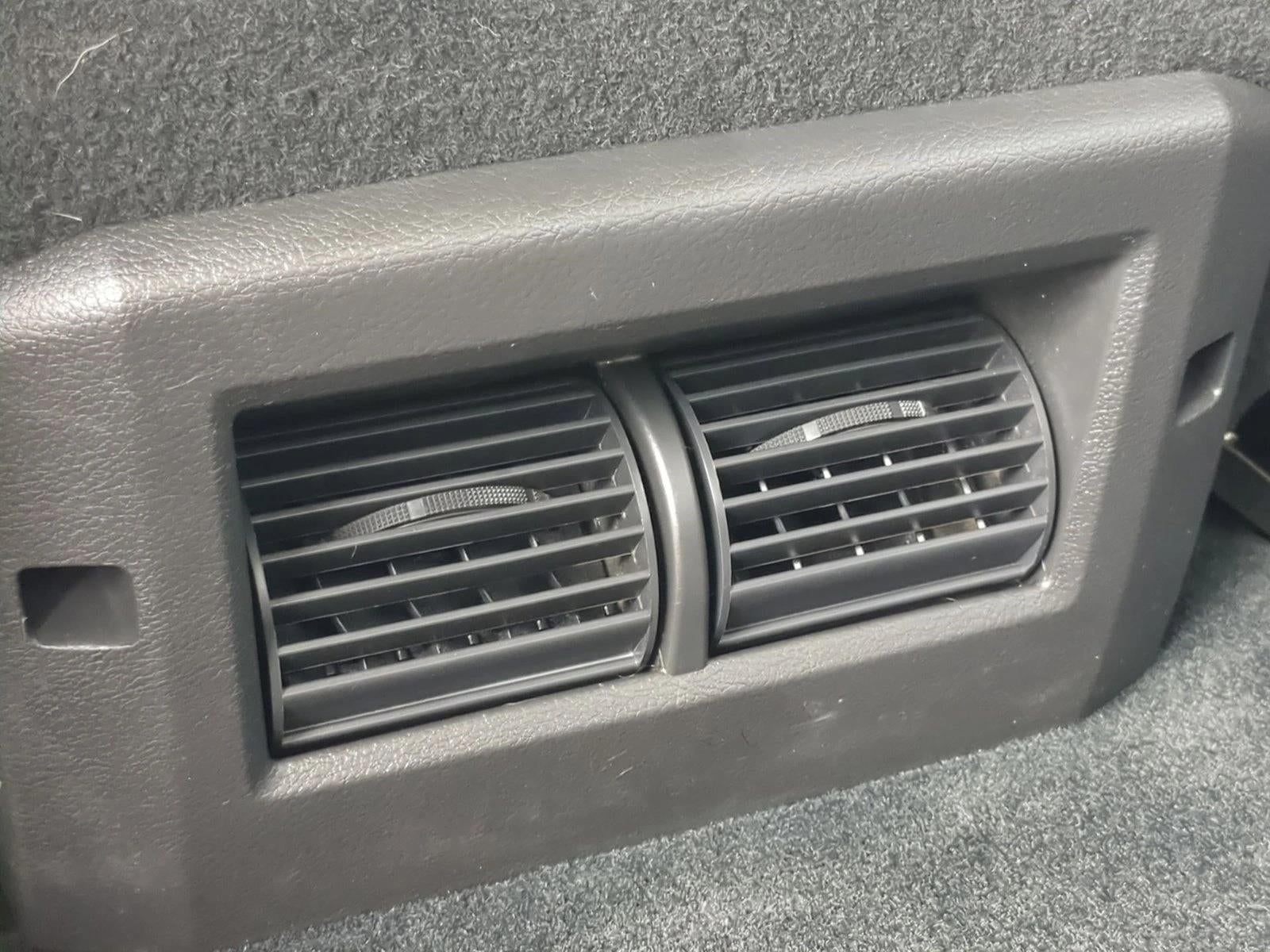 2012 RAM 1500 4WD Crew Cab 5.7 Ft Box SLT