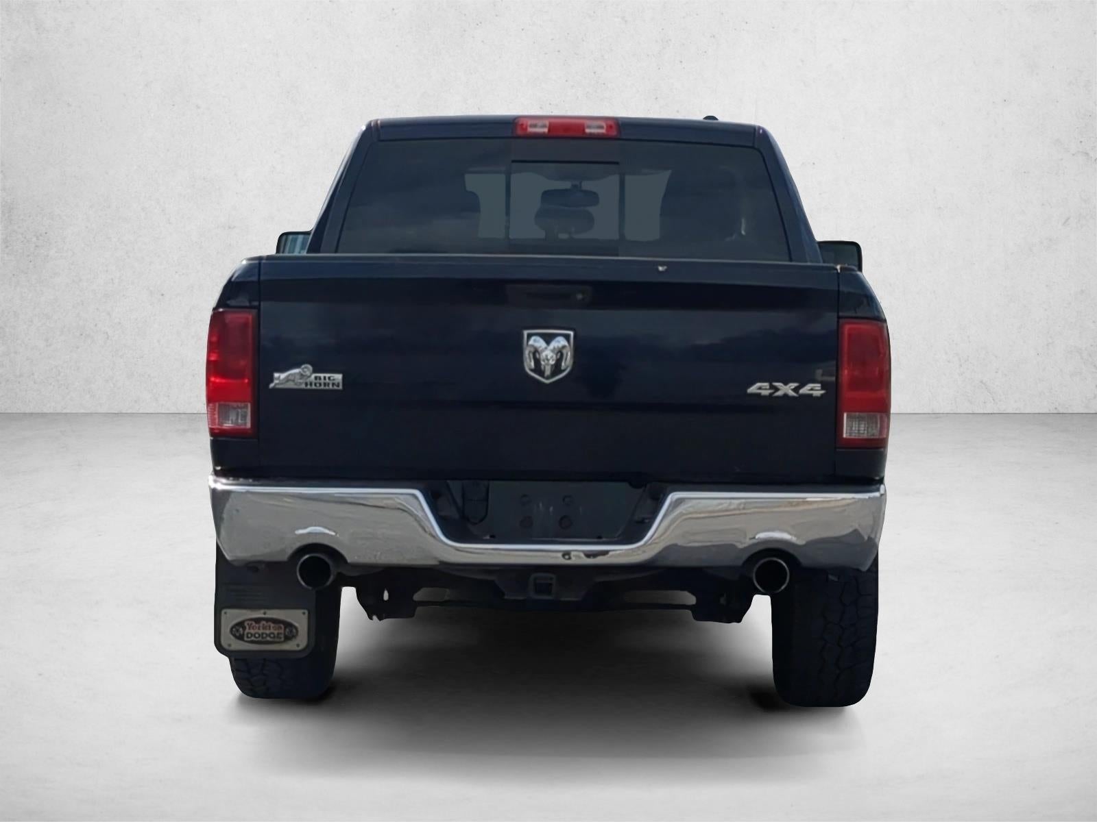 2012 RAM 1500 4WD Crew Cab 5.7 Ft Box SLT