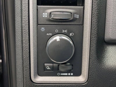 2017 RAM 1500 Tradesman 4x4 Quad Cab 6'4" Box