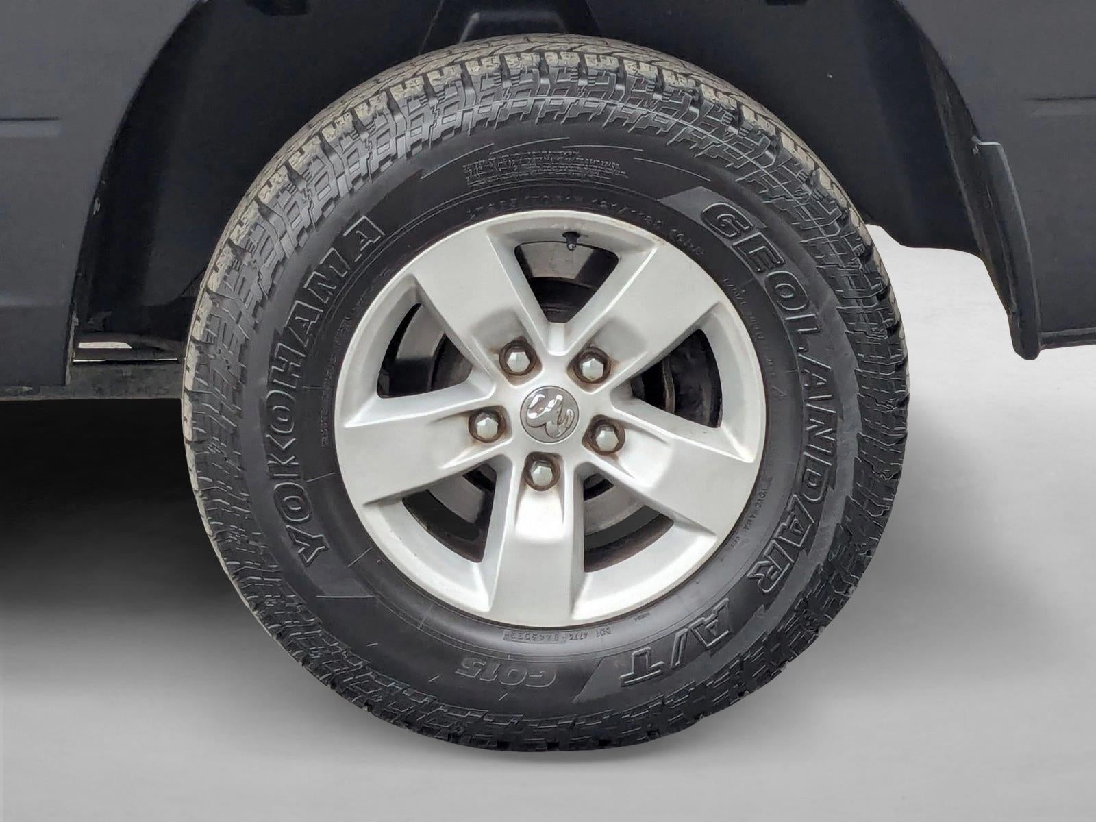 2017 RAM 1500 Tradesman 4x4 Quad Cab 6'4" Box