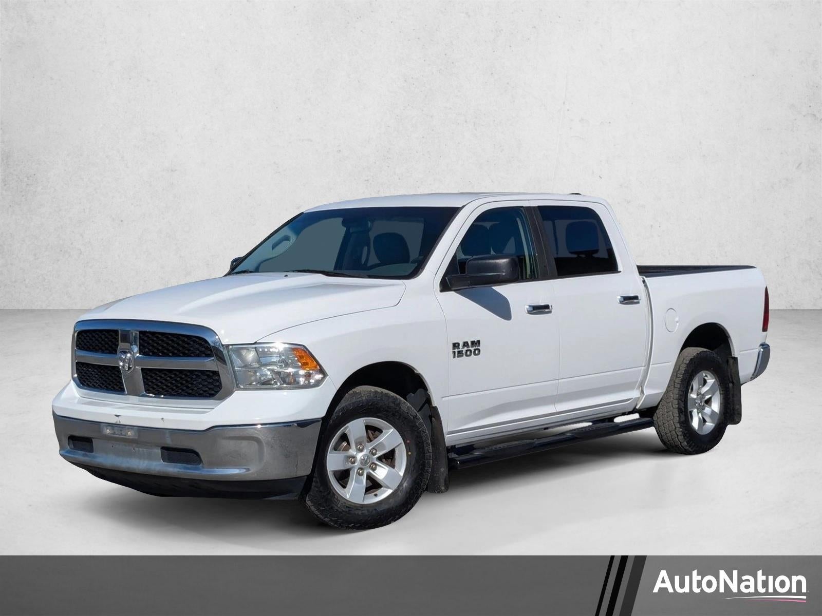 2014 RAM 1500 4WD Crew Cab 5.7 Ft Box Big Horn
