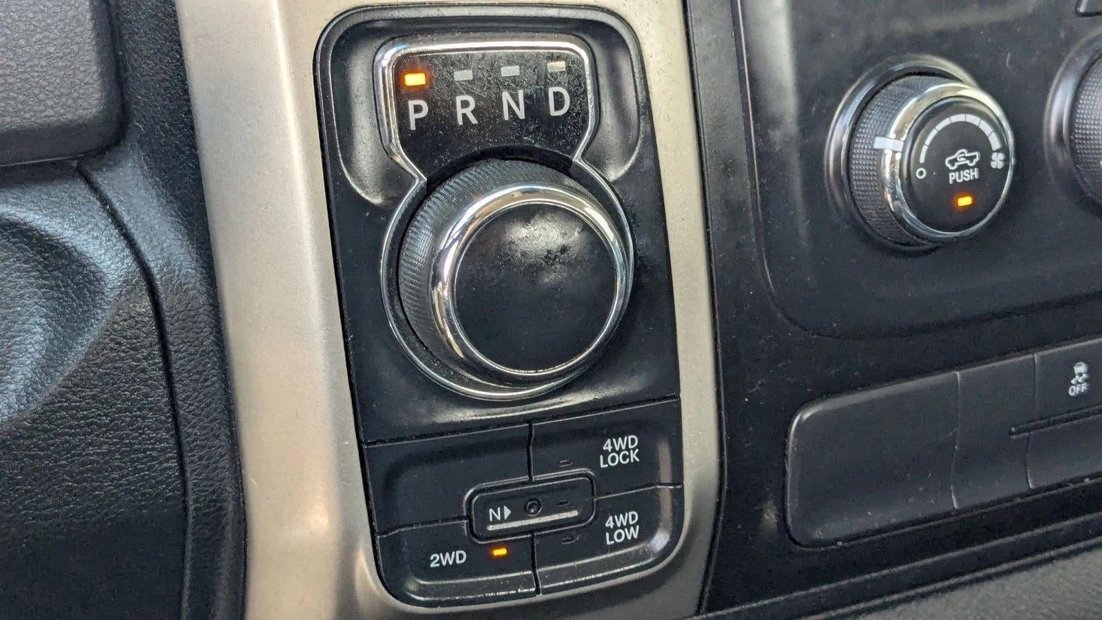 2014 RAM 1500 4WD Crew Cab 5.7 Ft Box Big Horn