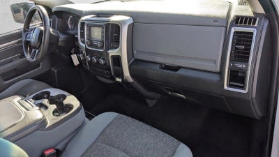 2014 RAM 1500 4WD Crew Cab 5.7 Ft Box Big Horn
