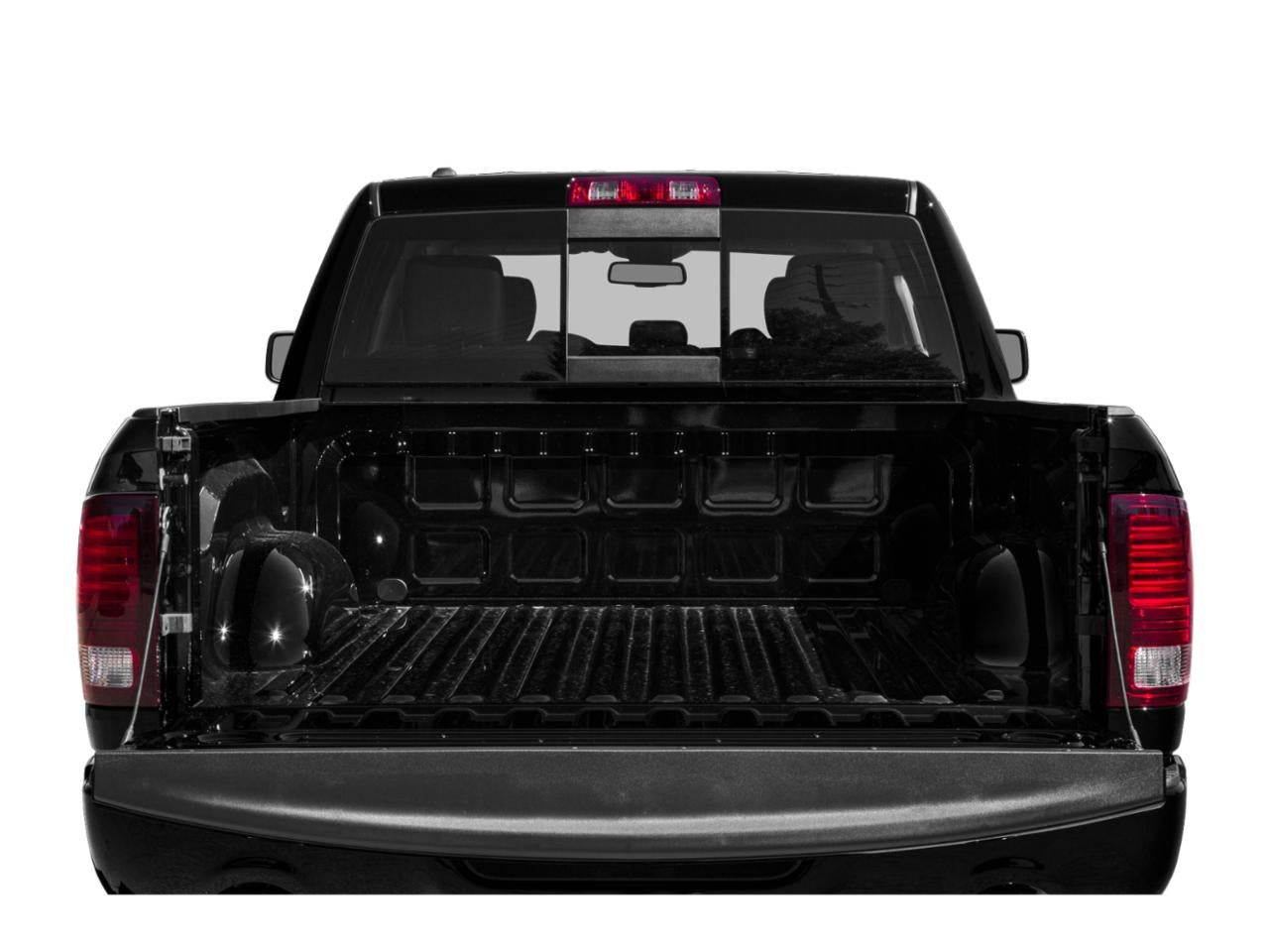 2015 RAM 1500 4WD Crew Cab 5.7 Ft Box Sport