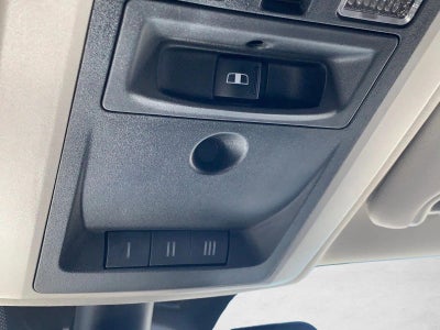 2013 RAM 1500 4WD Crew Cab 5.7 Ft Box Sport