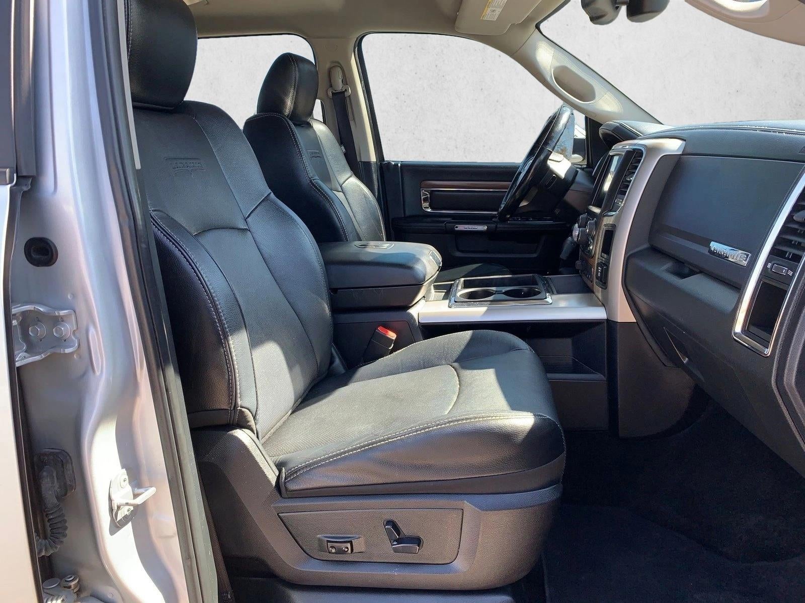 2014 RAM 1500 4WD Crew Cab 6.4 Ft Box Laramie
