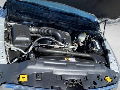 2014 RAM 1500 4WD Crew Cab 6.4 Ft Box Laramie