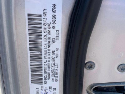 2014 RAM 1500 4WD Crew Cab 6.4 Ft Box Laramie
