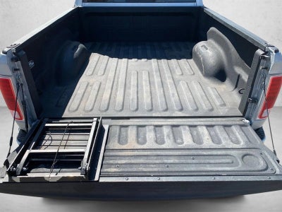 2014 RAM 1500 4WD Crew Cab 6.4 Ft Box Laramie