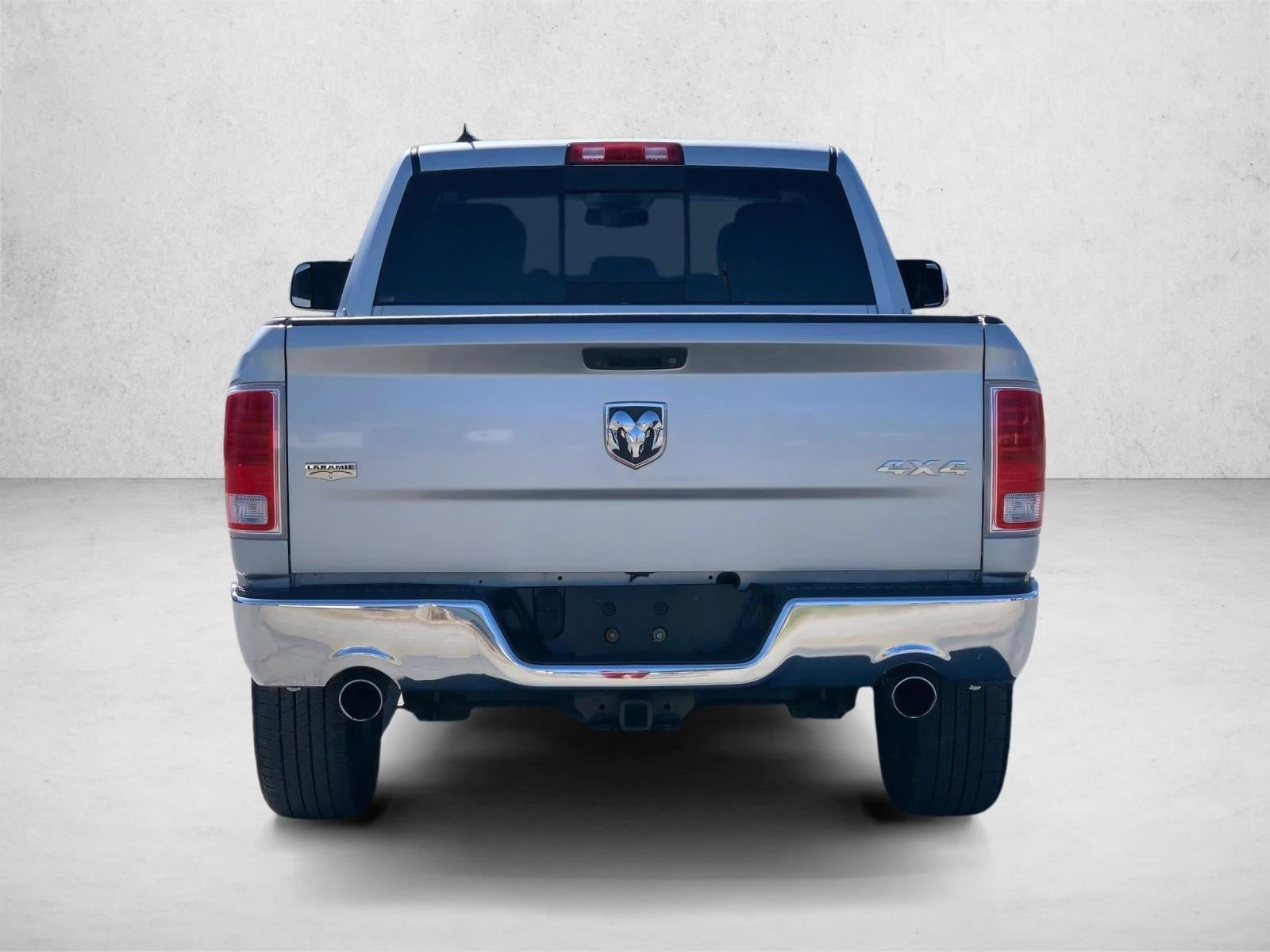 2014 RAM 1500 4WD Crew Cab 6.4 Ft Box Laramie