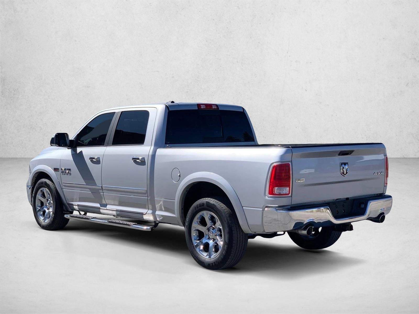 2014 RAM 1500 4WD Crew Cab 6.4 Ft Box Laramie