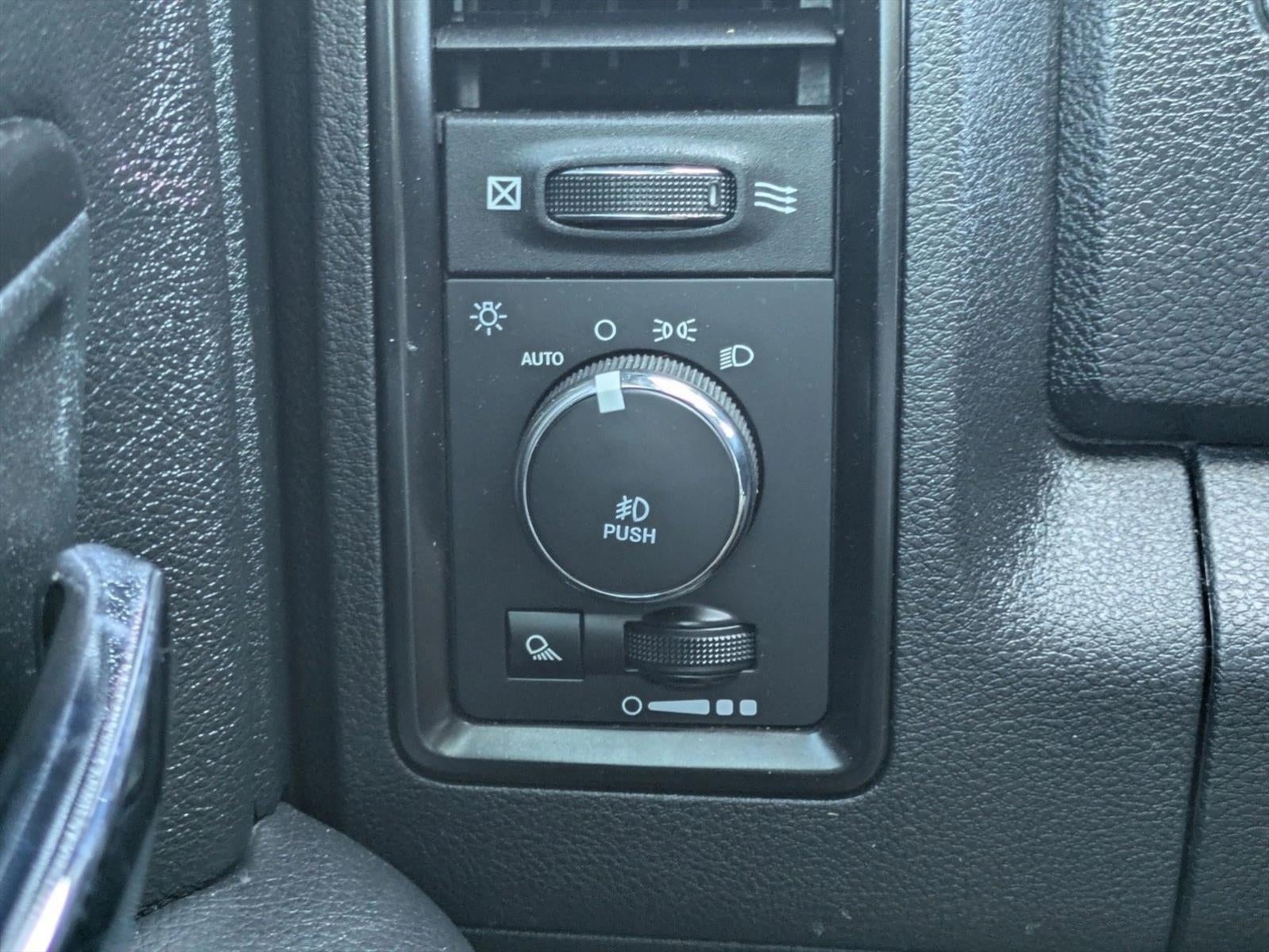 2018 RAM 1500 Rebel 4x4 Crew Cab 5'7" Box