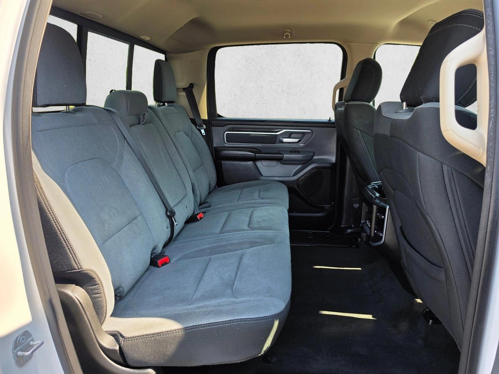2020 RAM 1500 Big Horn 4x4 Crew Cab 5'7" Box
