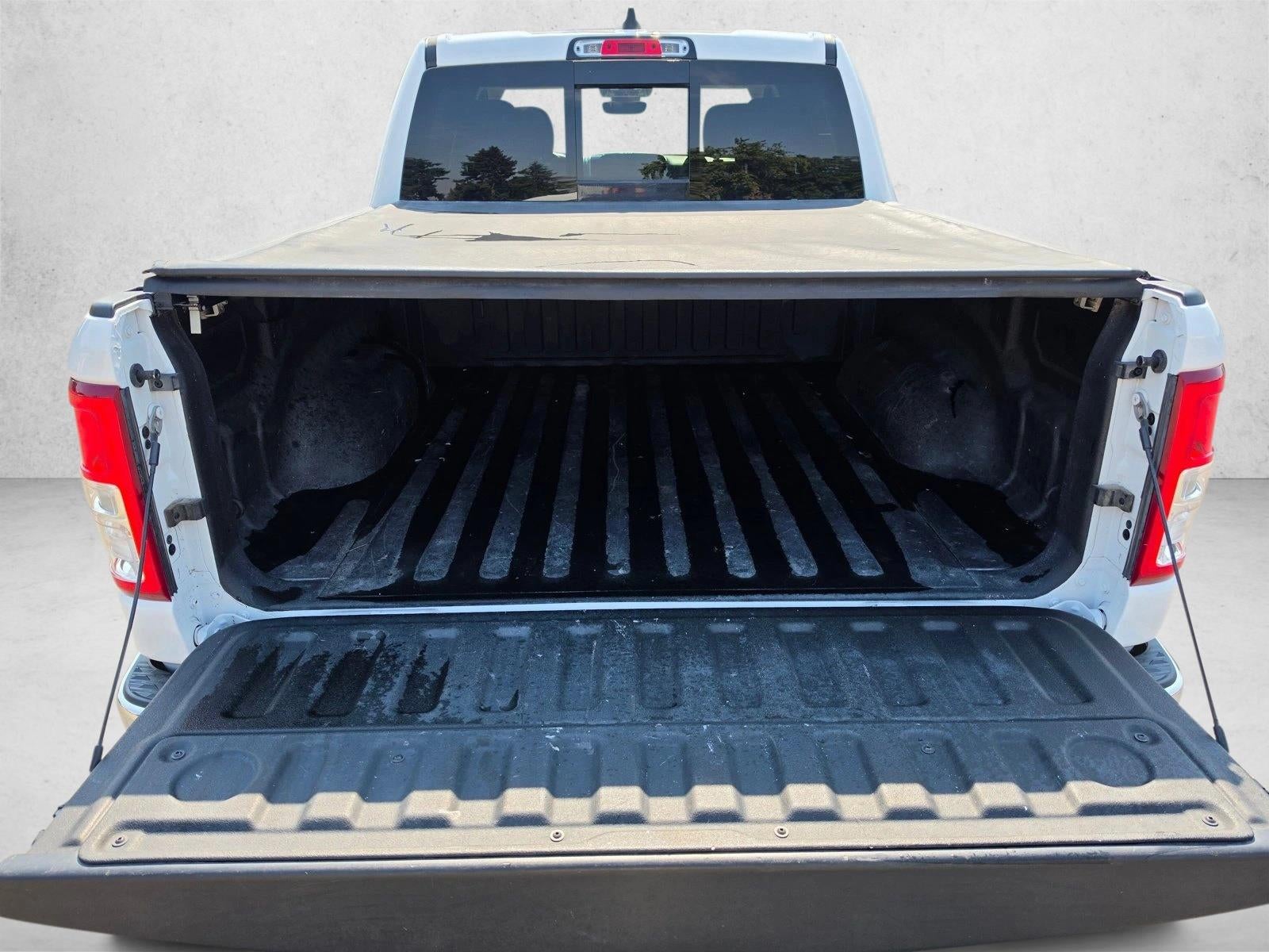 2020 RAM 1500 Big Horn 4x4 Crew Cab 5'7" Box