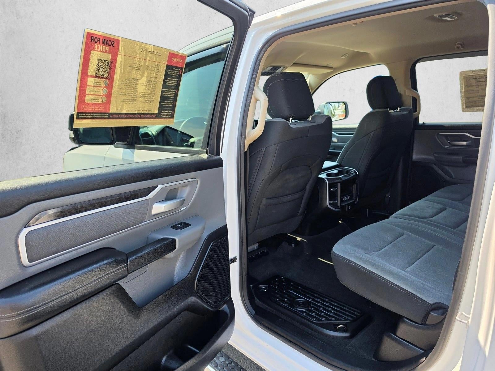 2020 RAM 1500 Big Horn 4x4 Crew Cab 5'7" Box