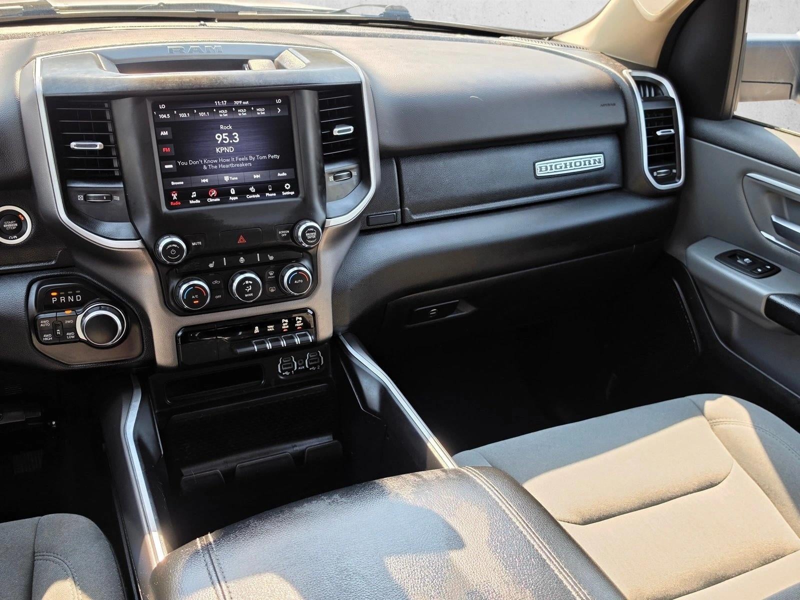 2020 RAM 1500 Big Horn 4x4 Crew Cab 5'7" Box