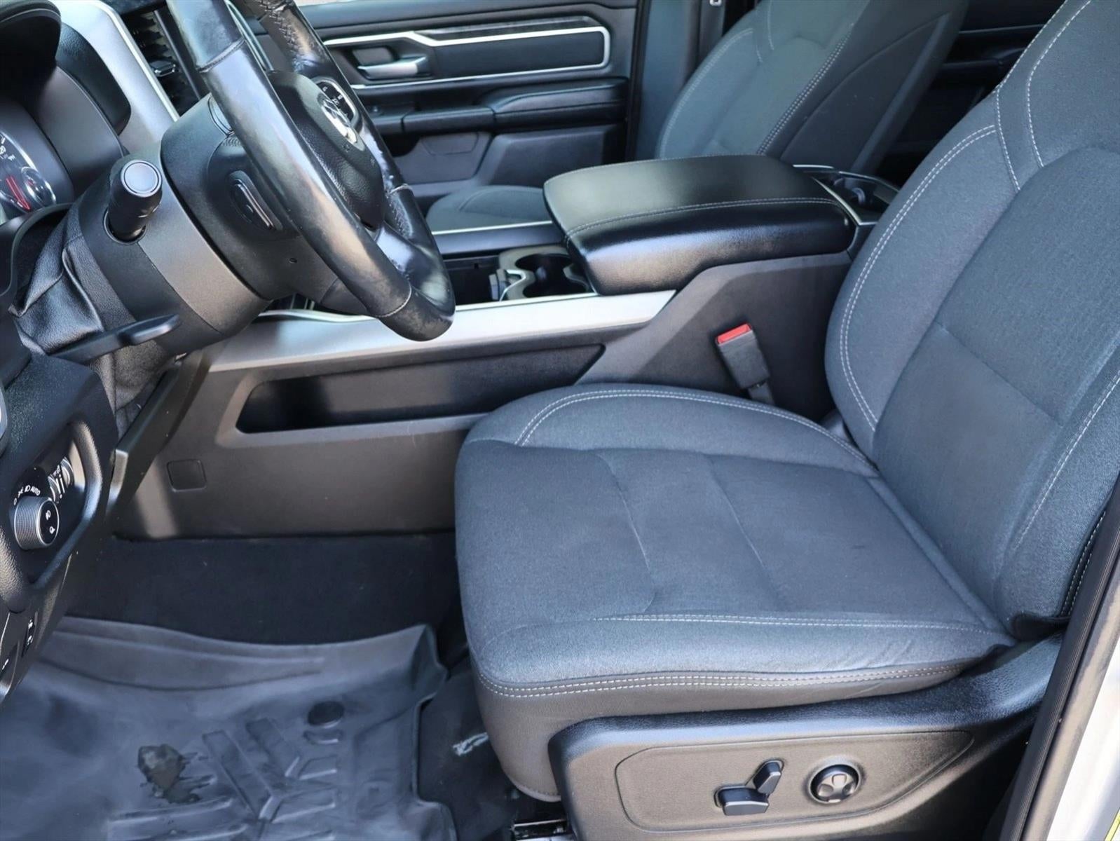 2019 RAM 1500 Big Horn/Lone Star 4x4 Crew Cab 5'7" Box