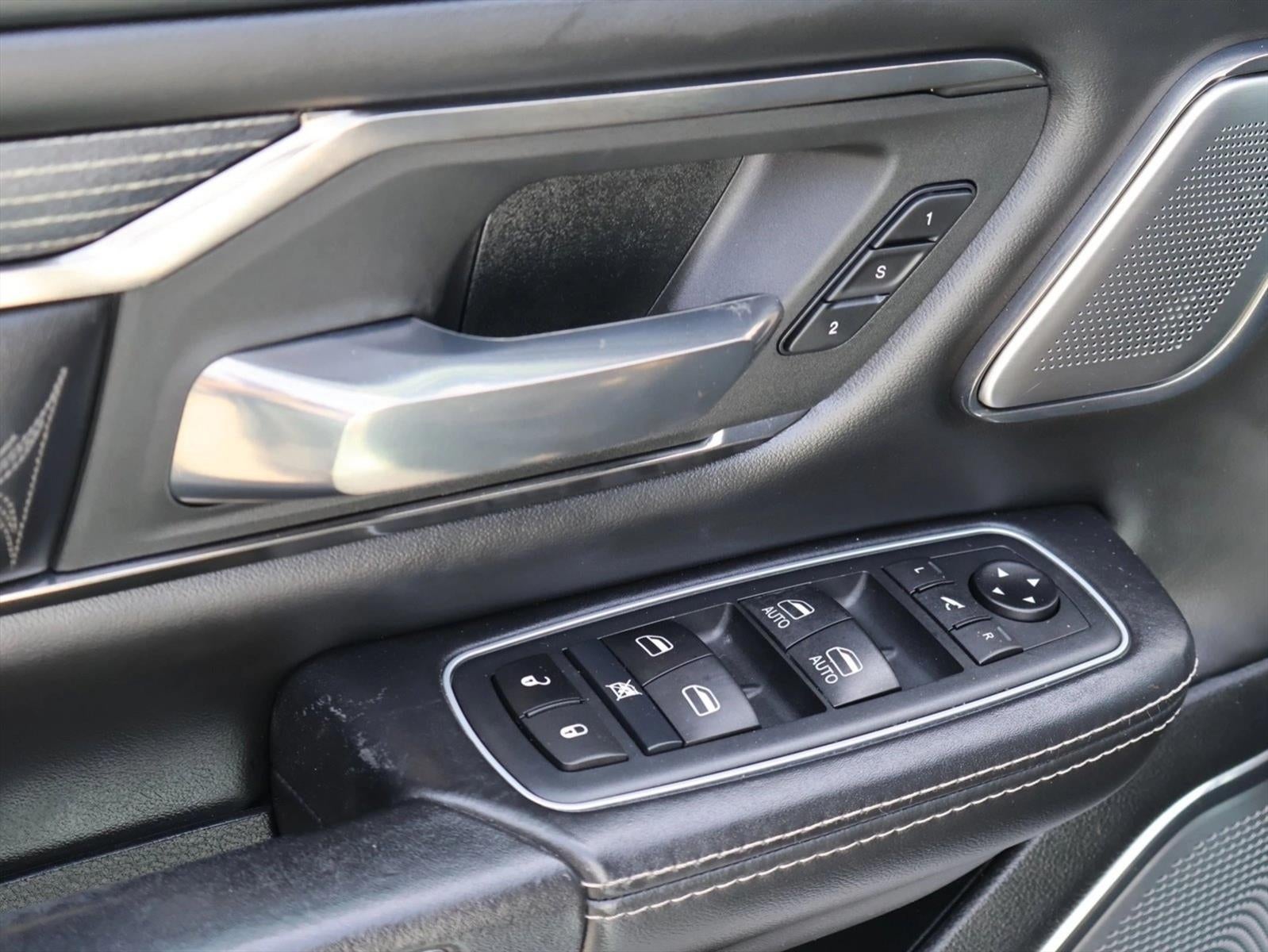2020 RAM 1500 Limited 4x4 Crew Cab 5'7" Box