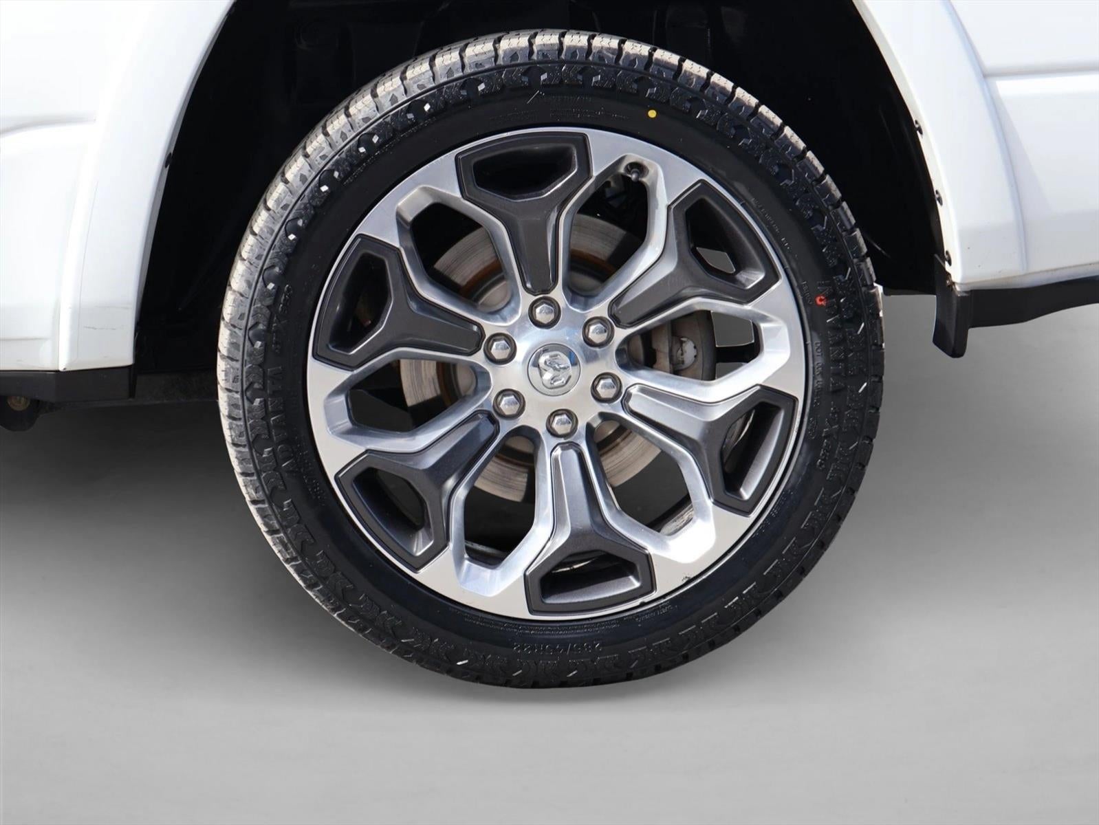 2020 RAM 1500 Limited 4x4 Crew Cab 5'7" Box