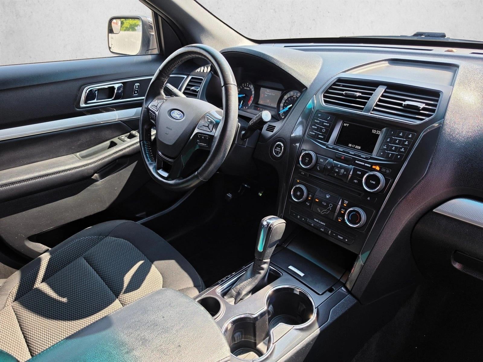 2016 Ford Explorer FWD 4dr XLT