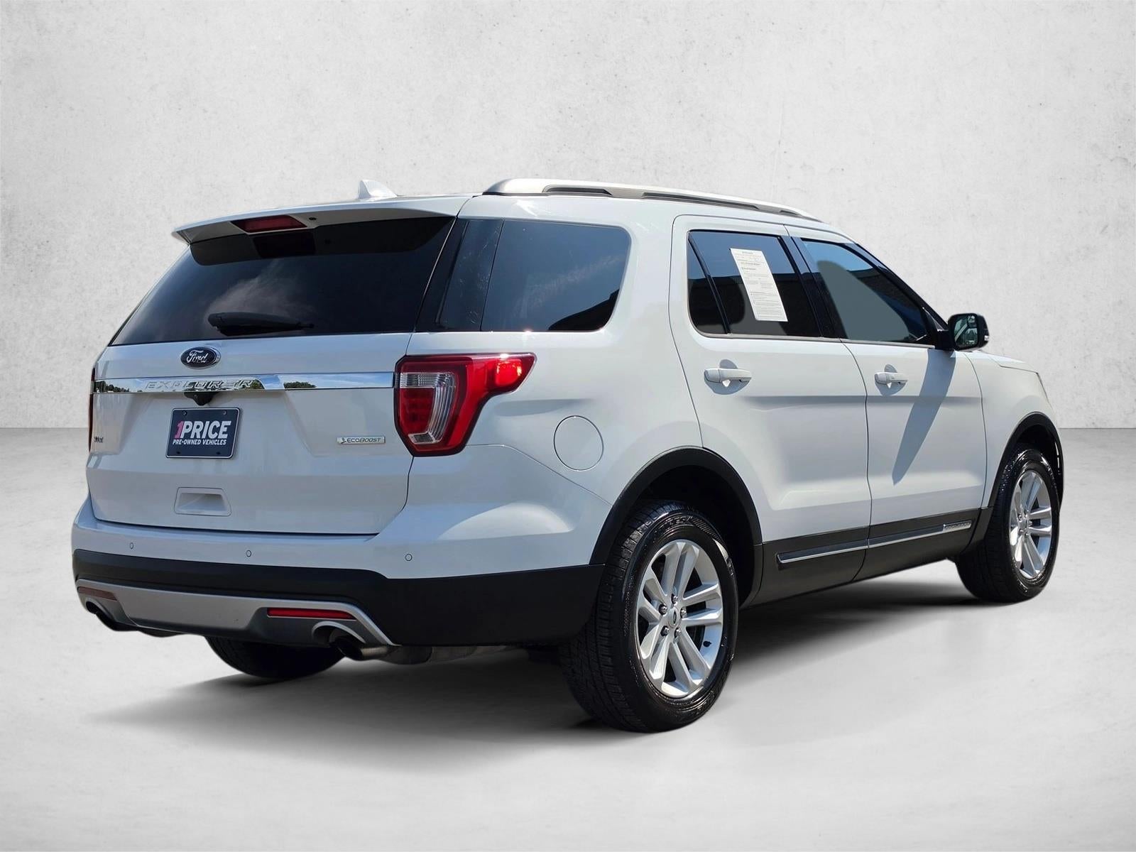 2016 Ford Explorer FWD 4dr XLT