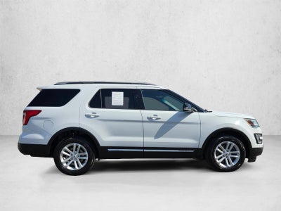 2016 Ford Explorer FWD 4dr XLT
