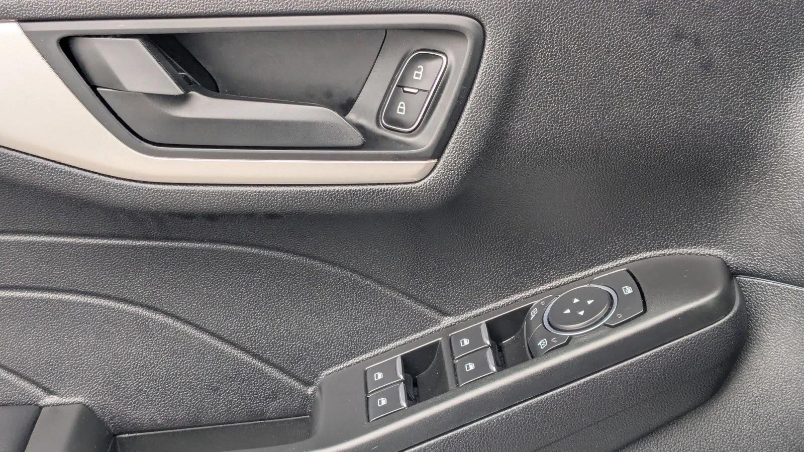 2022 Ford Escape S FWD