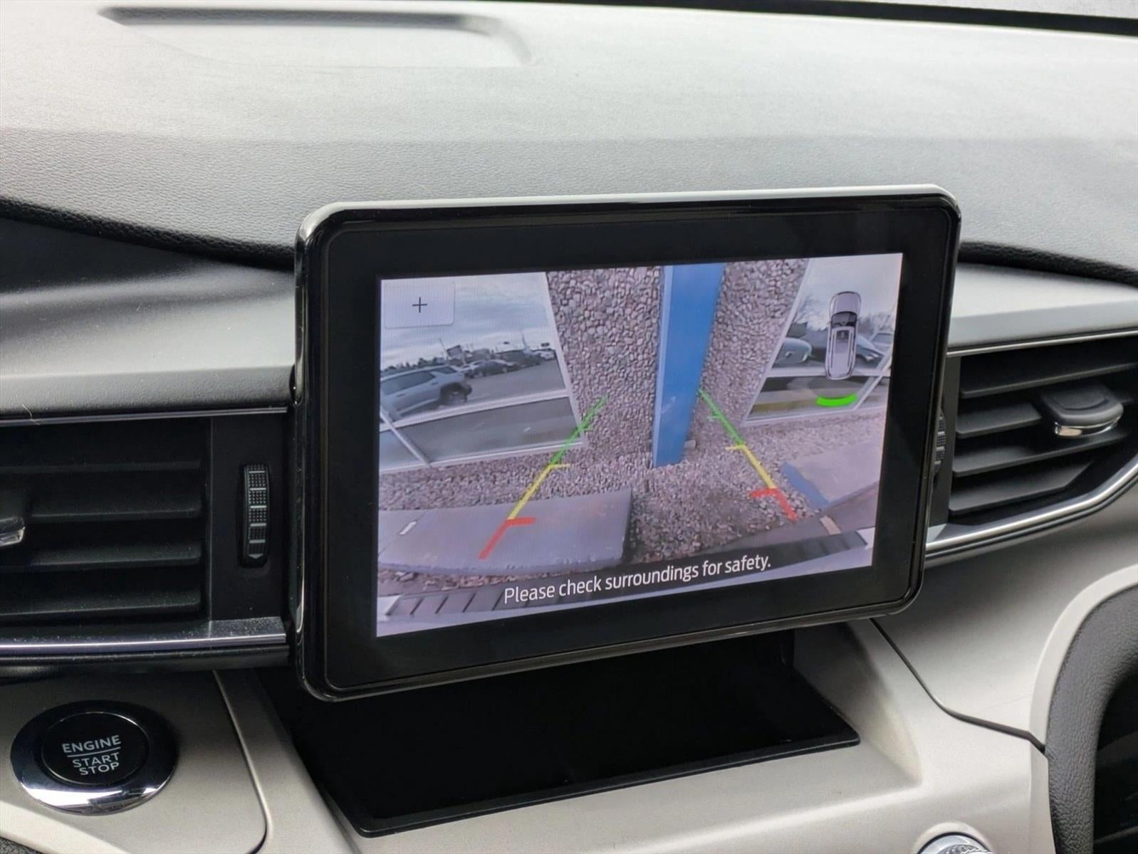 2023 Ford Explorer XLT 4WD