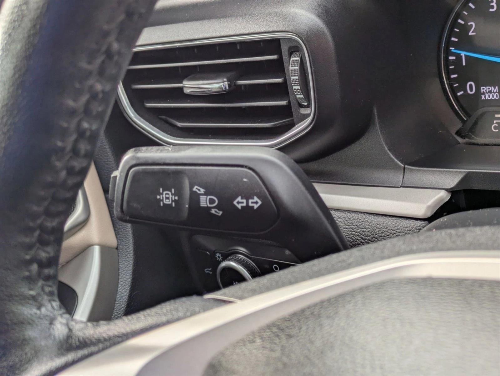 2023 Ford Explorer XLT 4WD