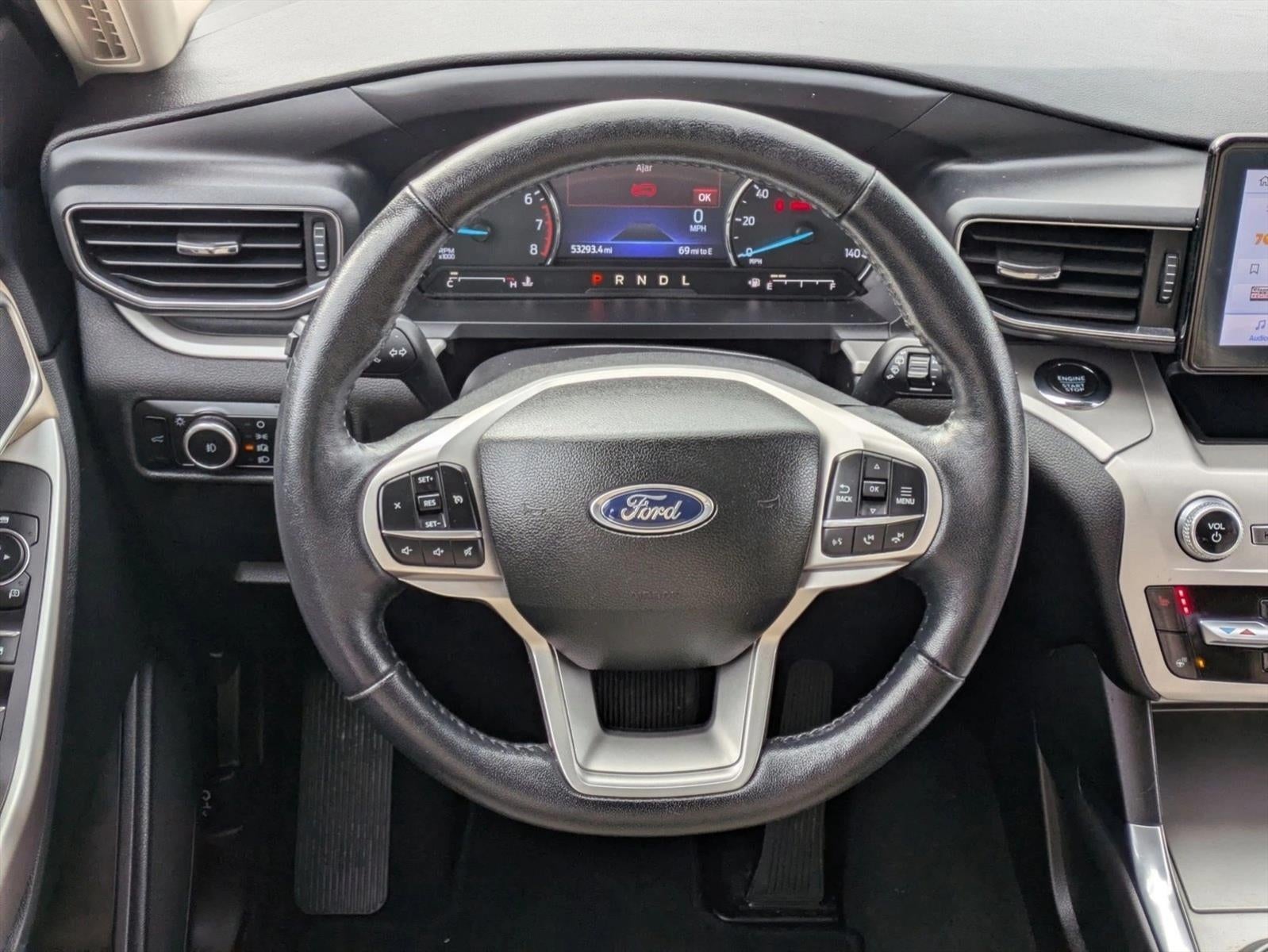 2023 Ford Explorer XLT 4WD