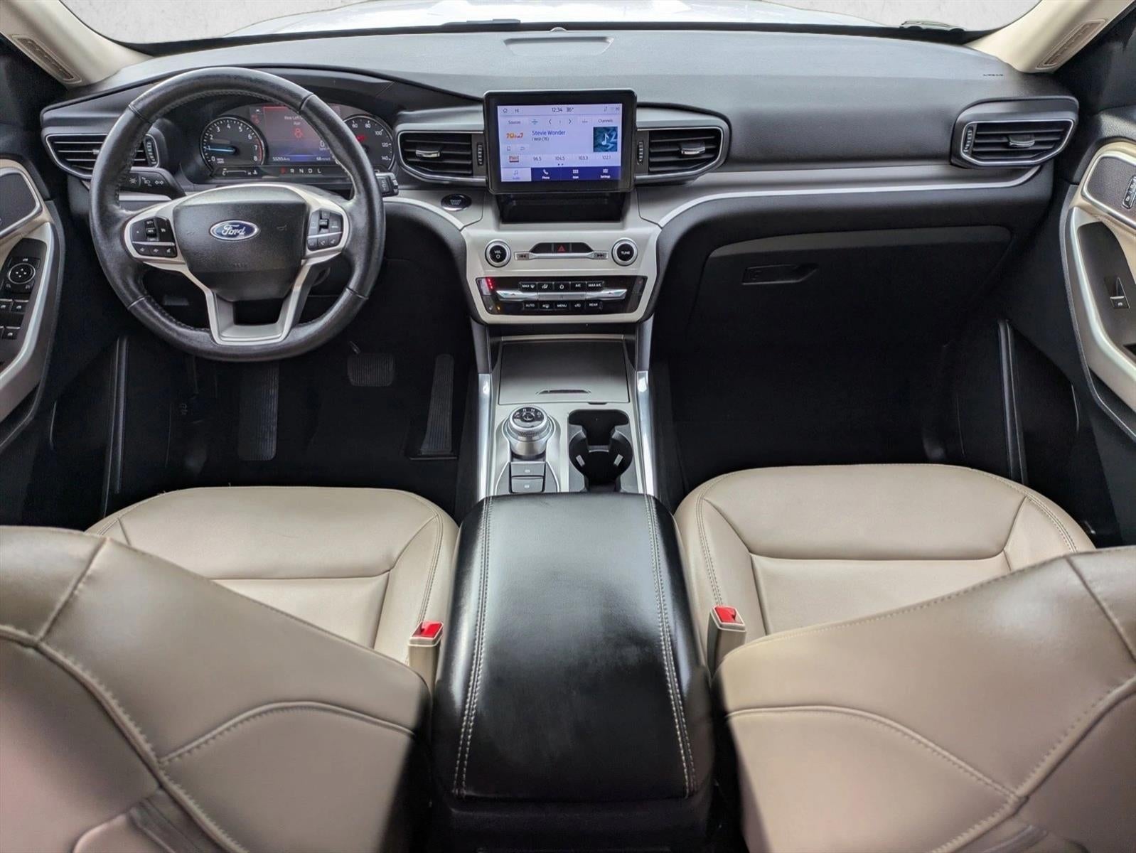 2023 Ford Explorer XLT 4WD