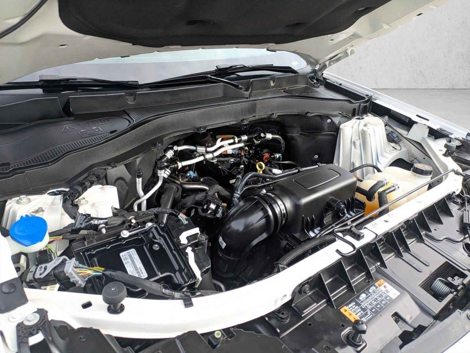 2023 Ford Explorer XLT 4WD