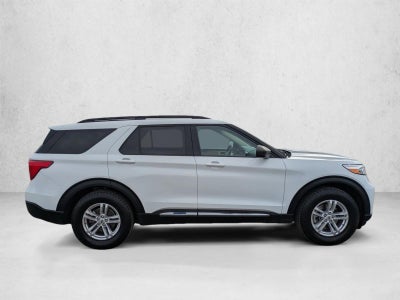 2023 Ford Explorer XLT 4WD
