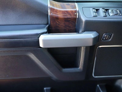 2017 Ford Super Duty F-450 DRW Platinum 4WD Crew Cab 8' Box