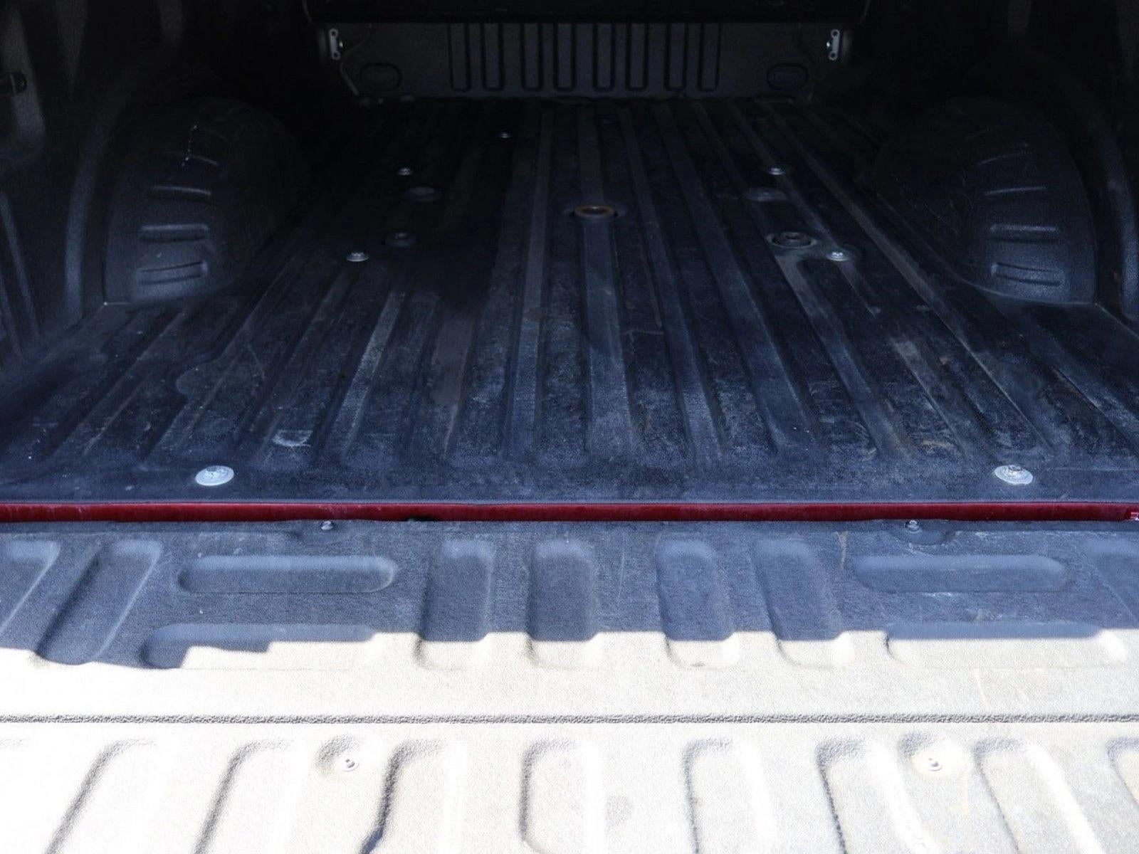 2017 Ford Super Duty F-450 DRW Platinum 4WD Crew Cab 8' Box