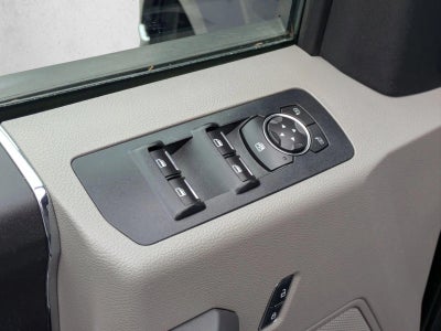2015 Ford F-150 4WD SuperCrew 5-1/2 Ft Box XLT