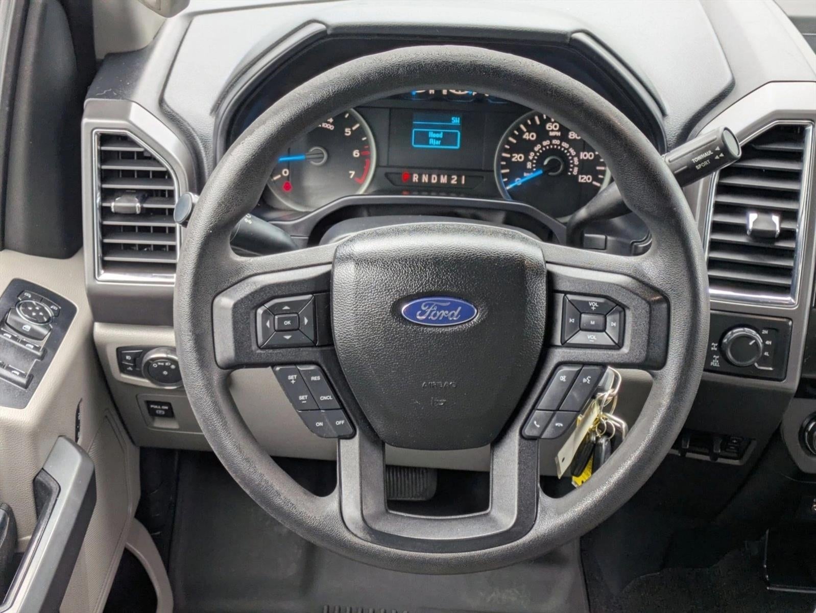 2015 Ford F-150 4WD SuperCrew 5-1/2 Ft Box XLT