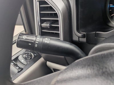 2015 Ford F-150 4WD SuperCrew 5-1/2 Ft Box XLT