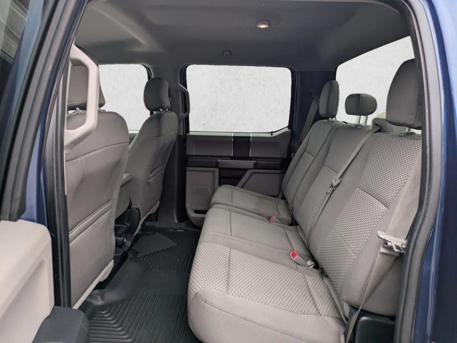 2015 Ford F-150 4WD SuperCrew 5-1/2 Ft Box XLT