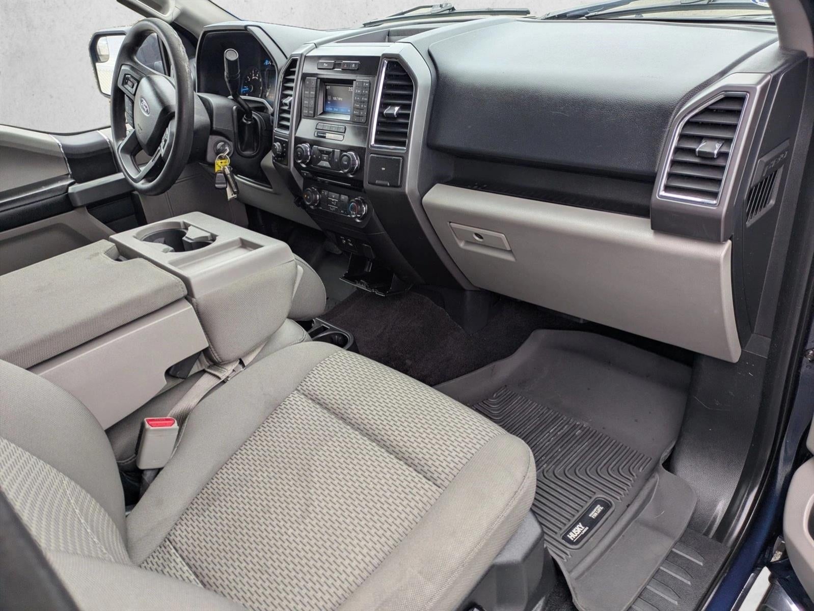 2015 Ford F-150 4WD SuperCrew 5-1/2 Ft Box XLT