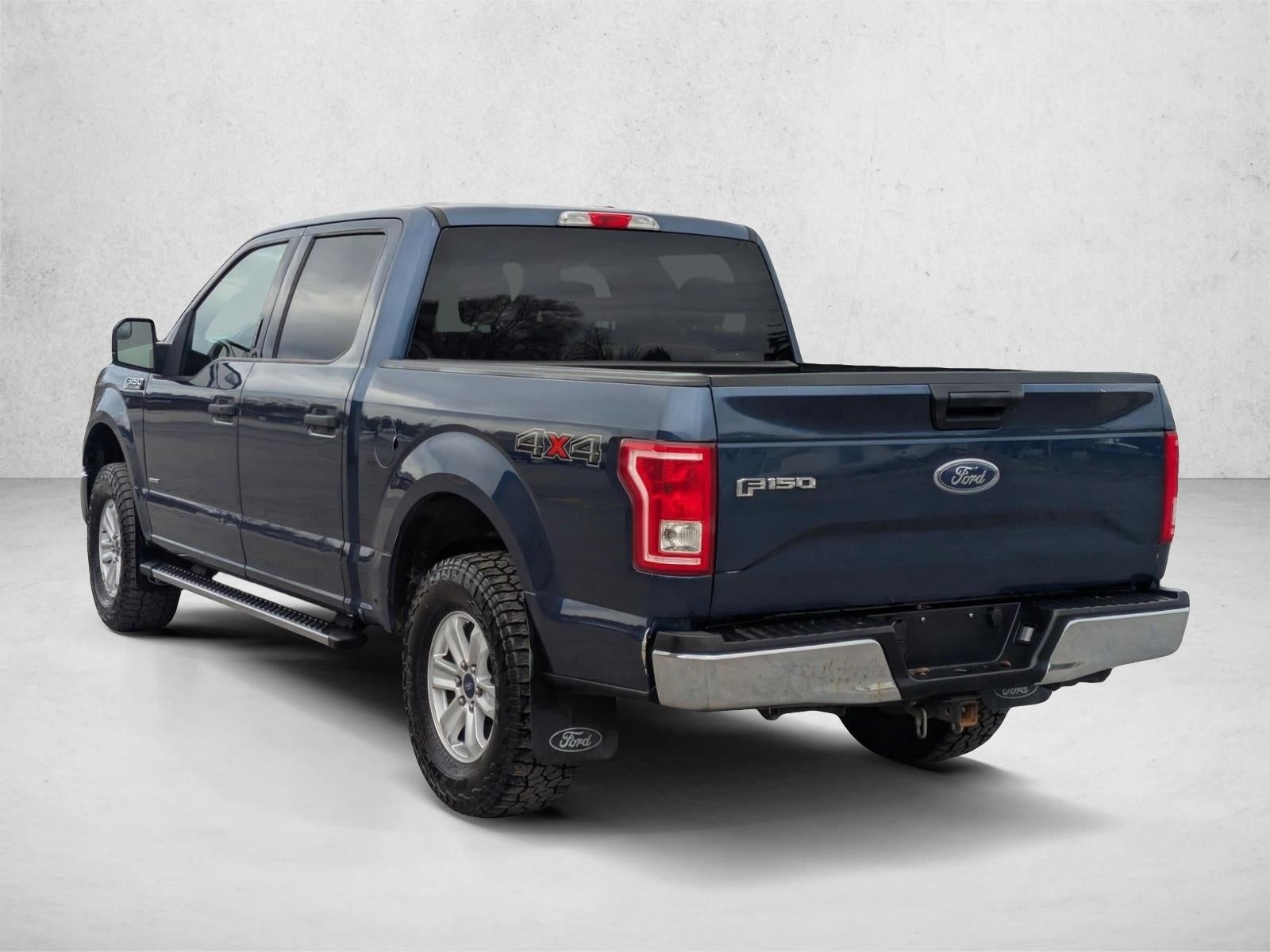 2015 Ford F-150 4WD SuperCrew 5-1/2 Ft Box XLT