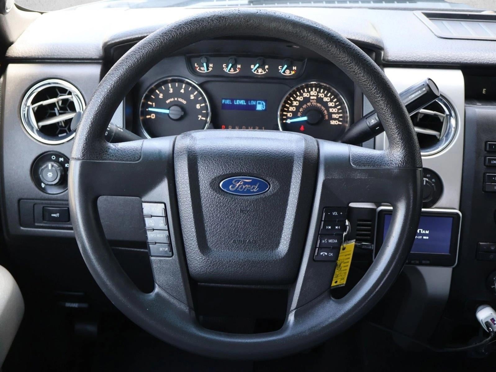 2014 Ford F-150 4WD SuperCrew 5-1/2 Ft Box XLT