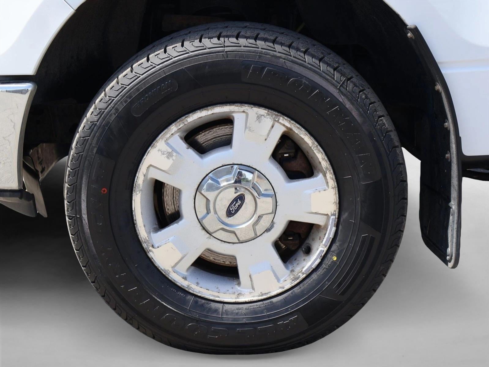 2014 Ford F-150 4WD SuperCrew 5-1/2 Ft Box XLT