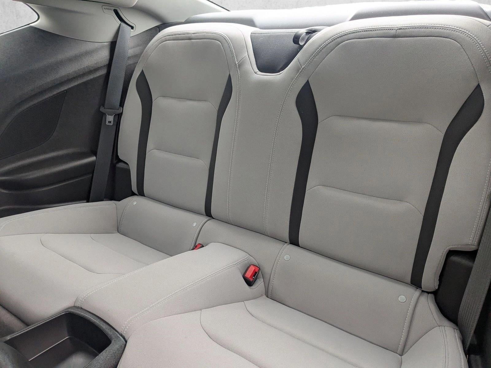 2023 Chevrolet Camaro 2dr Coupe 1LT