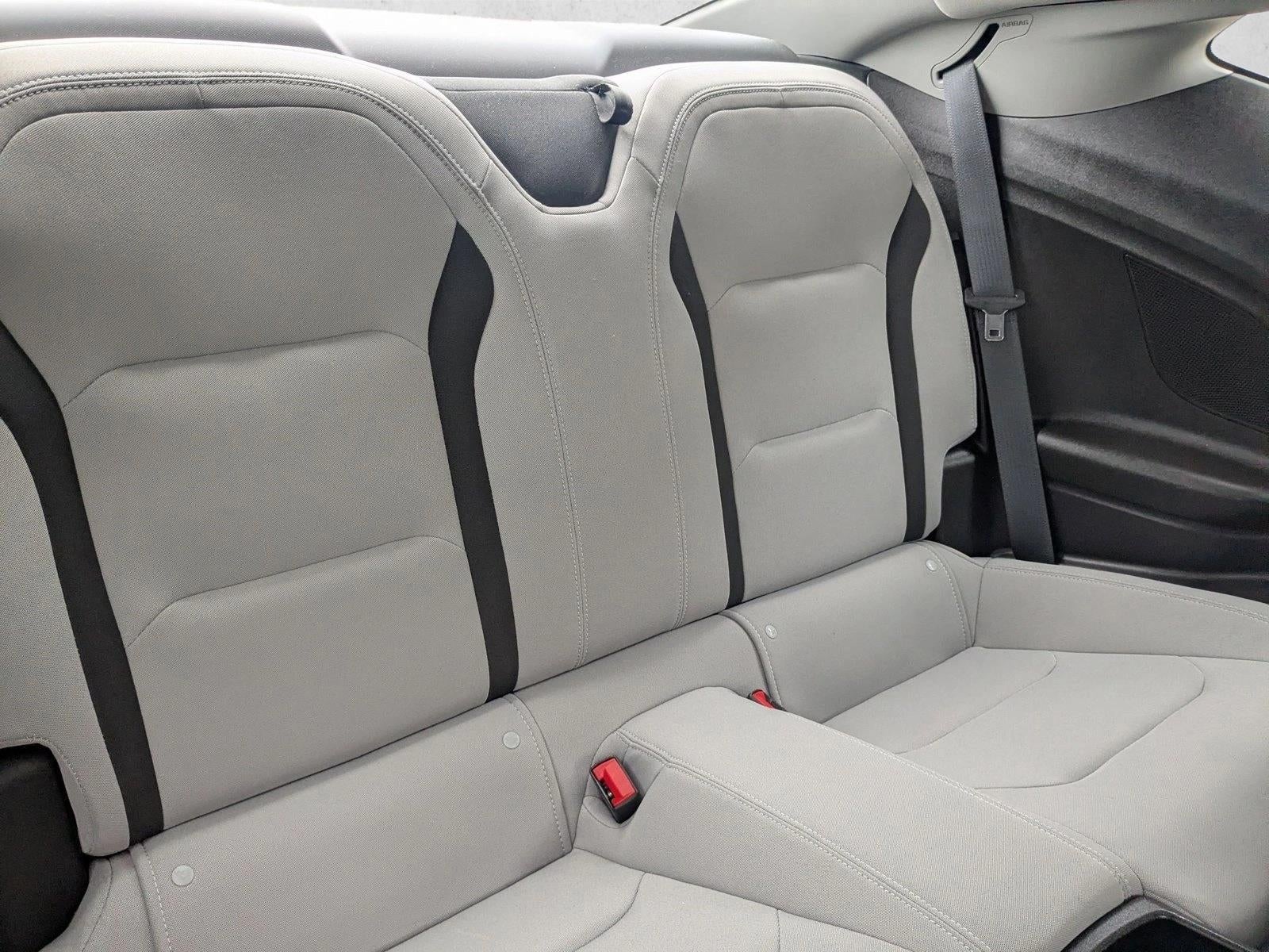 2023 Chevrolet Camaro 2dr Coupe 1LT