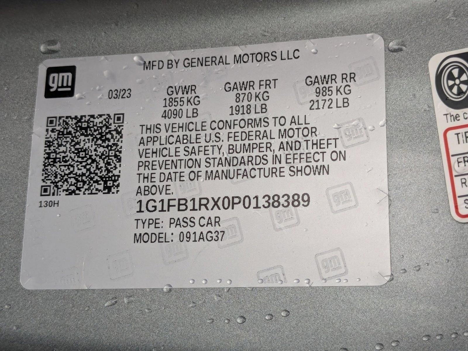 2023 Chevrolet Camaro 2dr Coupe 1LT