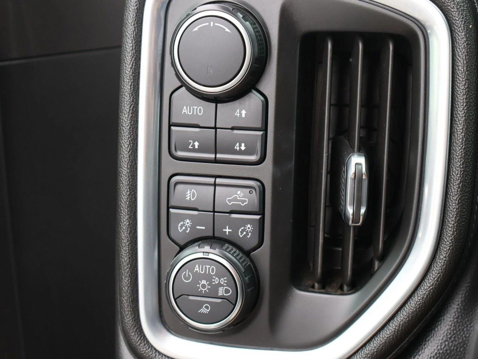 2019 Chevrolet Silverado 1500 Crew Cab Short Box 4-Wheel Drive High Country