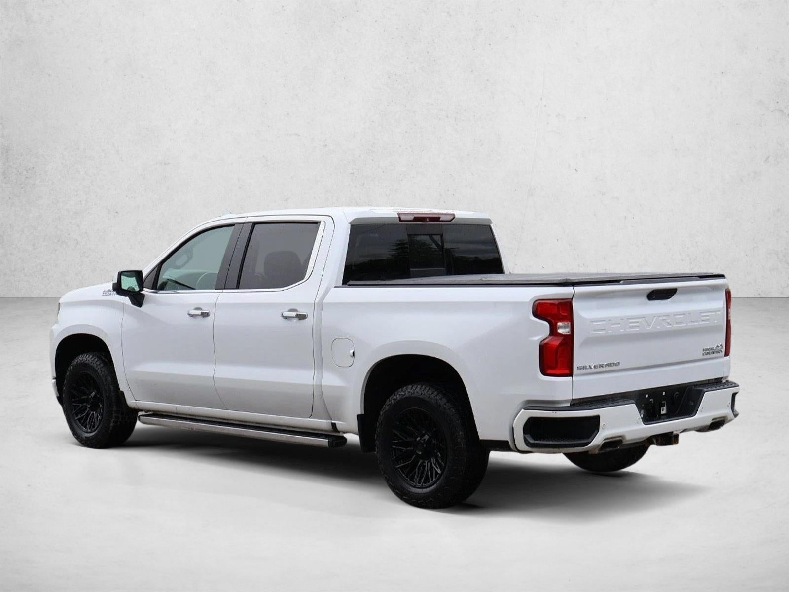 2019 Chevrolet Silverado 1500 Crew Cab Short Box 4-Wheel Drive High Country