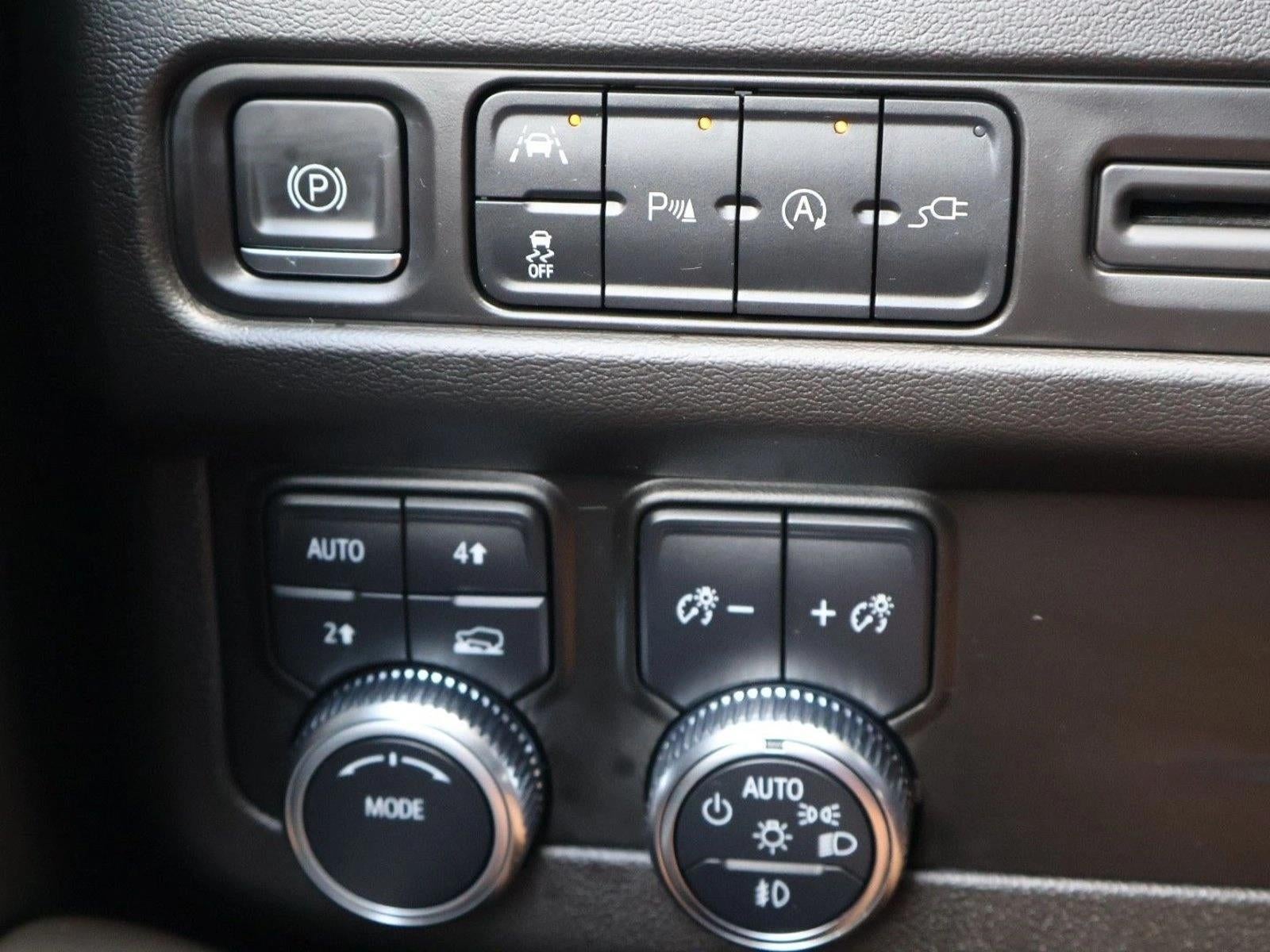 2021 GMC Yukon XL 4WD 4dr SLT